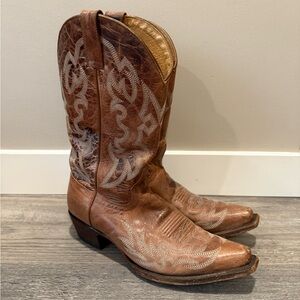 Shyanne Brown Embroidered Western Cowboy Boots